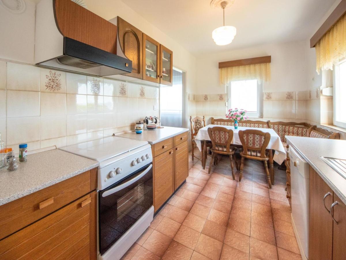 Apartment Josip By Interhome Медвея Екстериор снимка